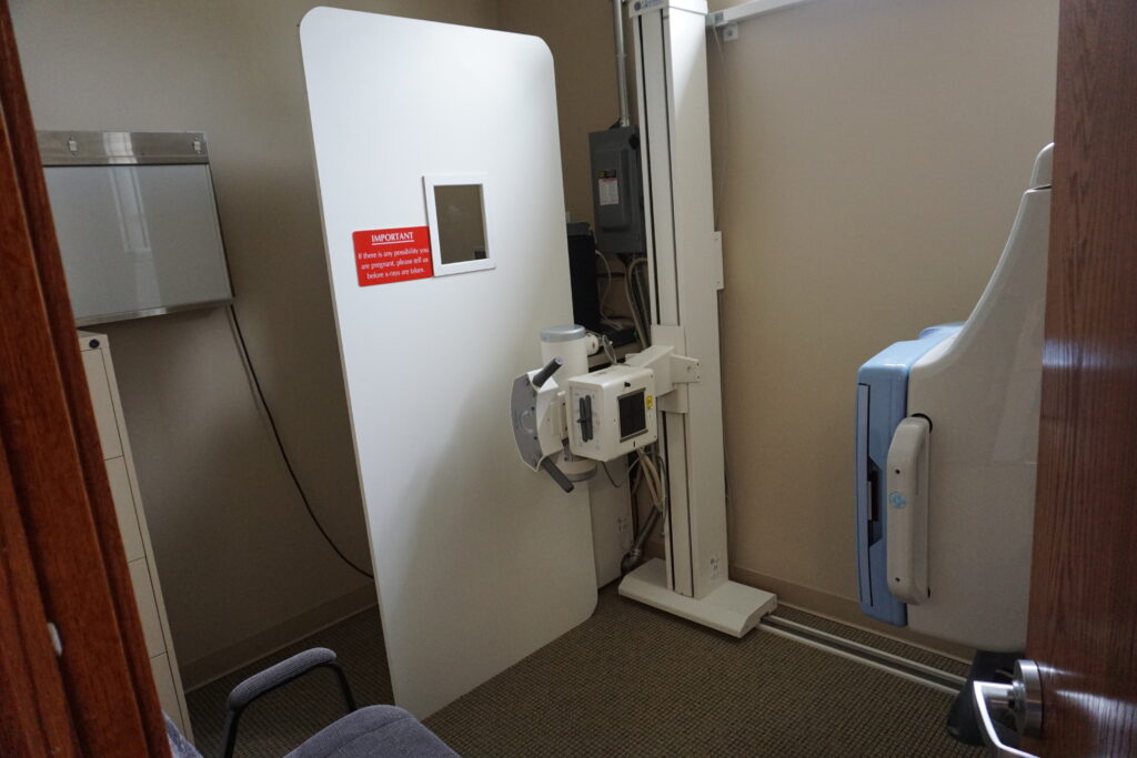 Quantum Medical Imaging X-ray System at Bakeris Family Chiropractic in Coralville, Iowa